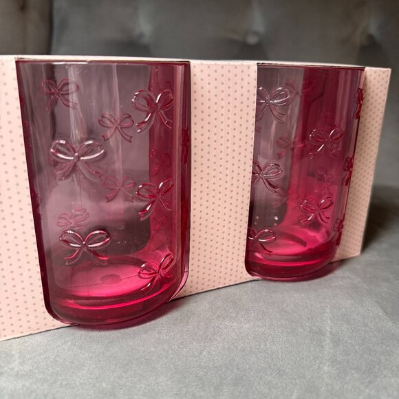 Cupcakes and Cashmere Valentine’s Day Pink Bow 16 Oz Acrylic‎ Tumblers Set 2 NWT - Picture 2 of 4